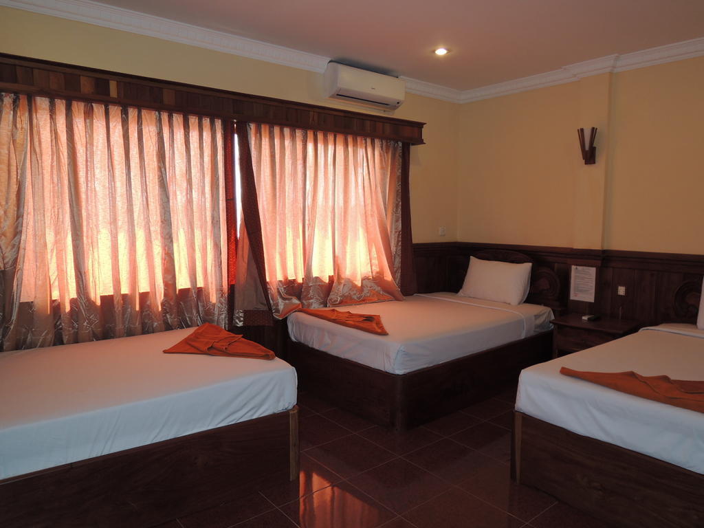 Banan Hotel Battambang Chambre photo