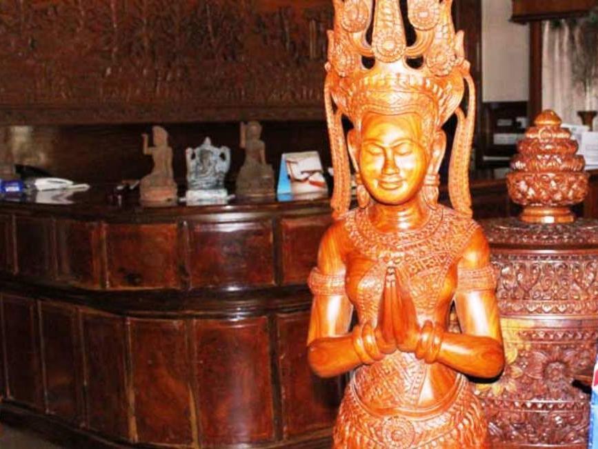 Banan Hotel Battambang Extérieur photo